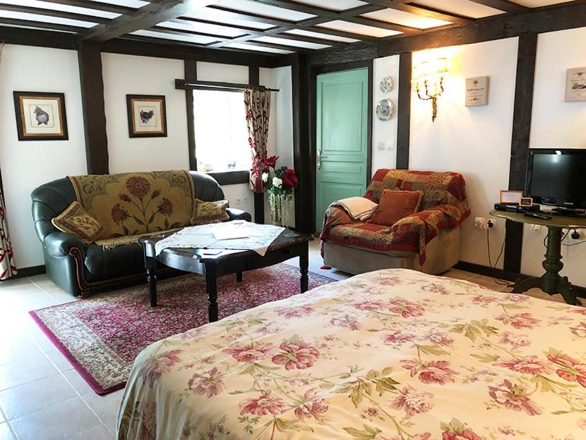 La Ferme Studio Apartments Condé-sur-Noireau Zewnętrze zdjęcie